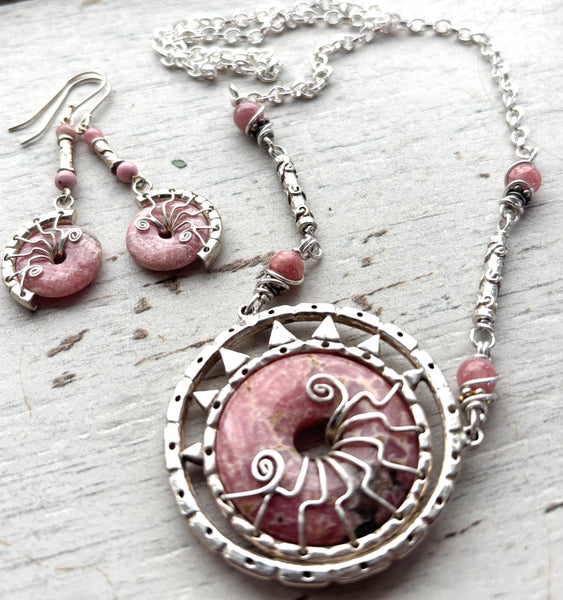 Rhodocrosite eclipse choker set
