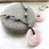 Rose quartz beaded necklace